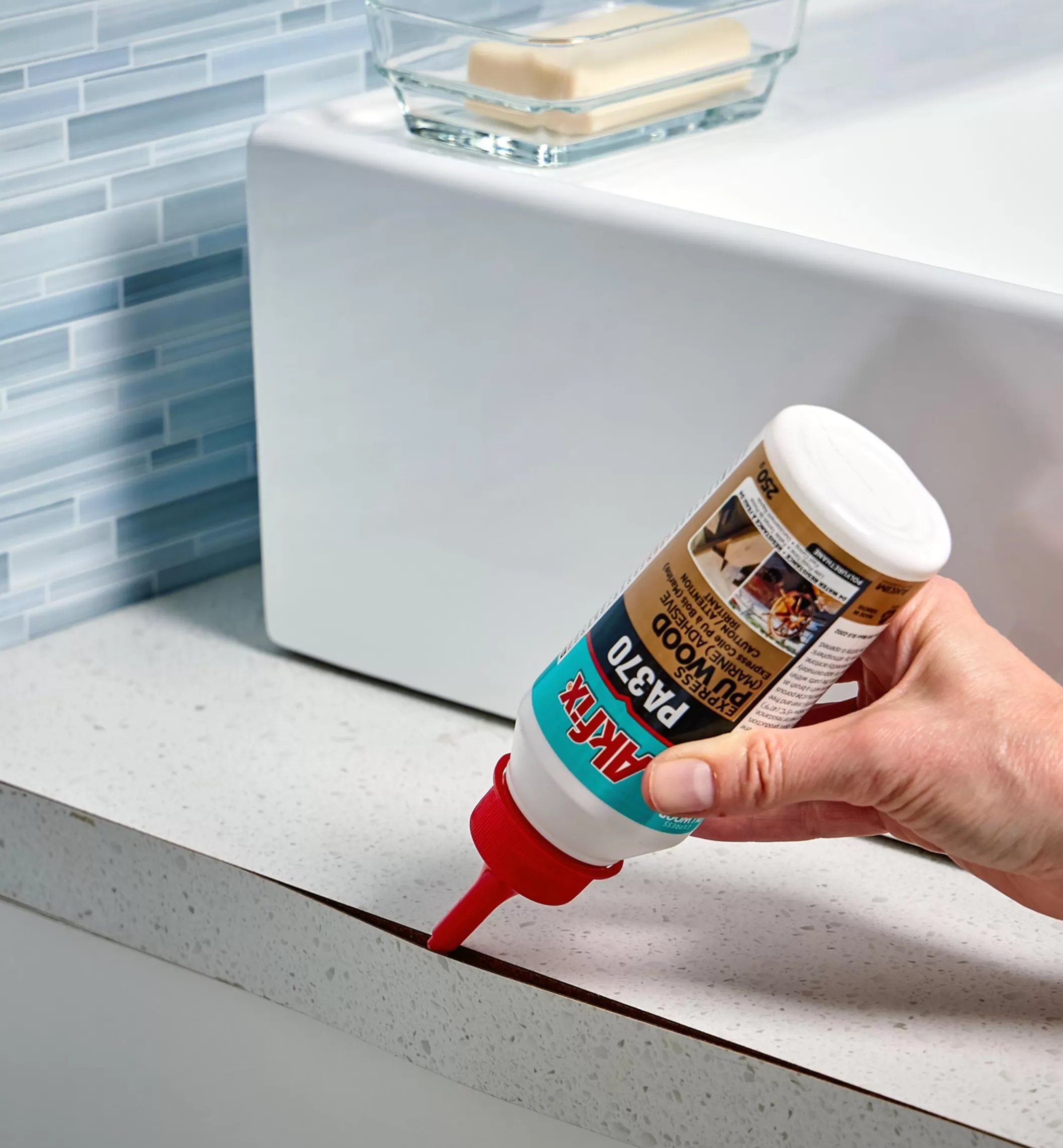 Clearance Lee Valley Akfix PA370 Express PU Wood Glue (Marine Adhesive)