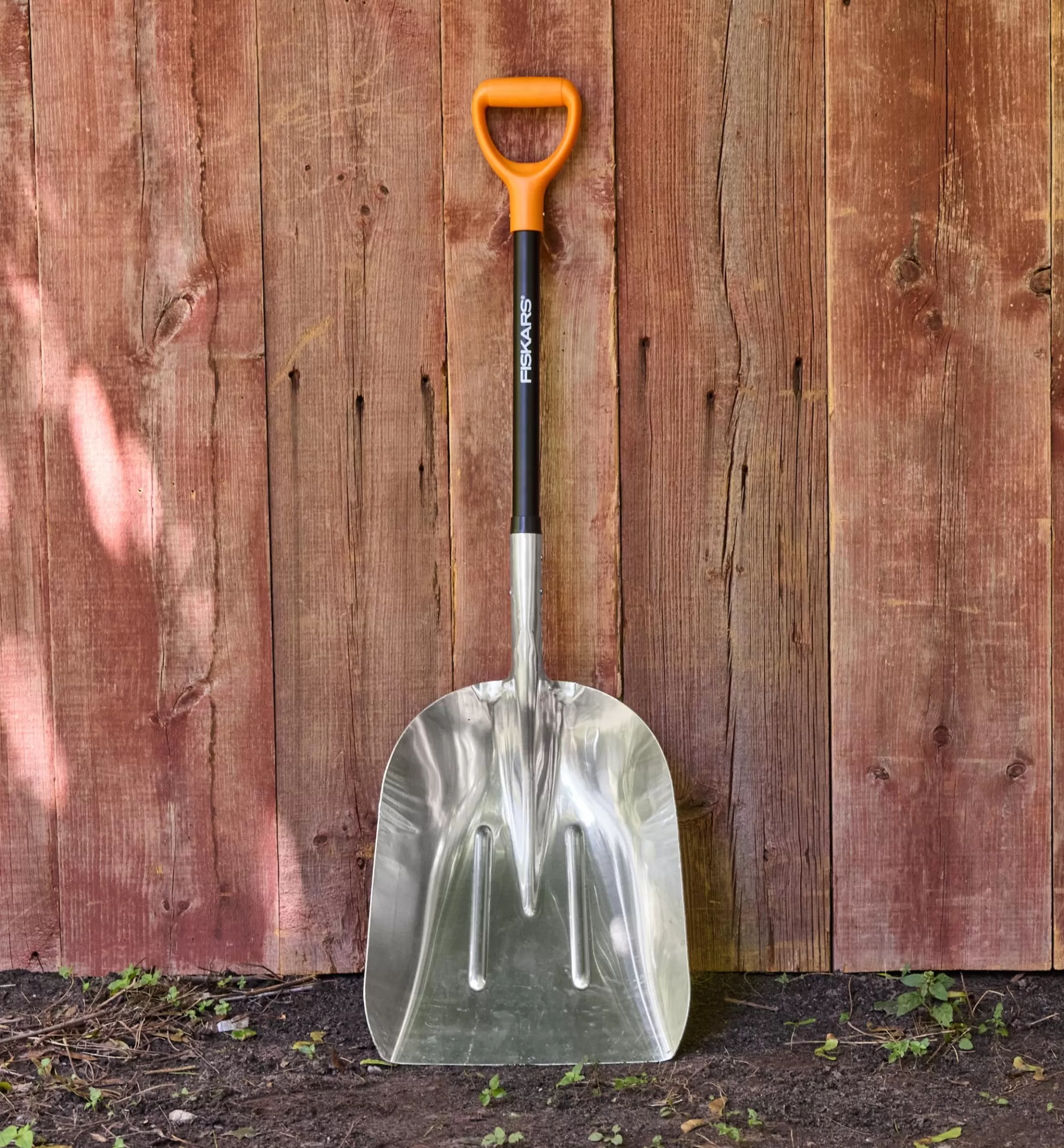 New Lee Valley Fiskars Scoop Shovel