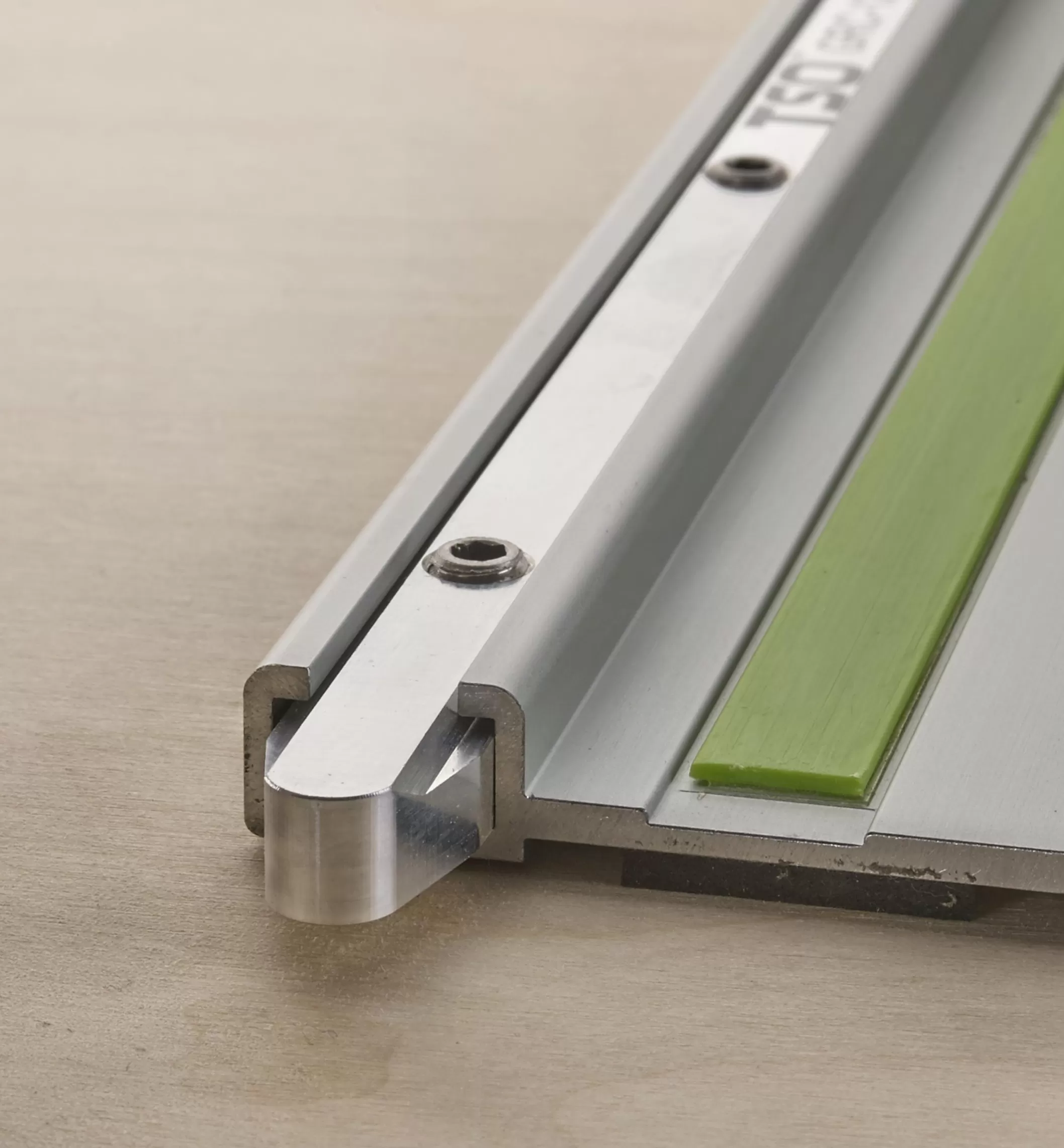 Cheap Lee Valley GRC-12 Self-Aligning Guide Rail Connectors