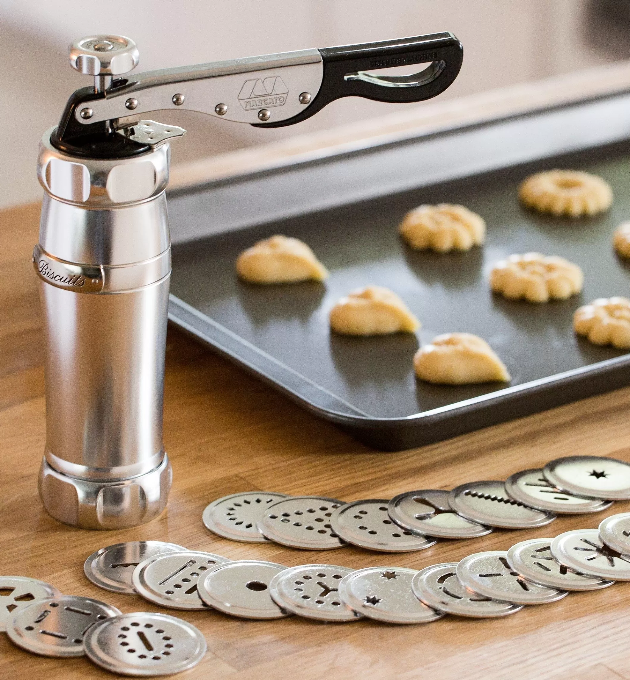 Store Lee Valley Marcato Cookie Press