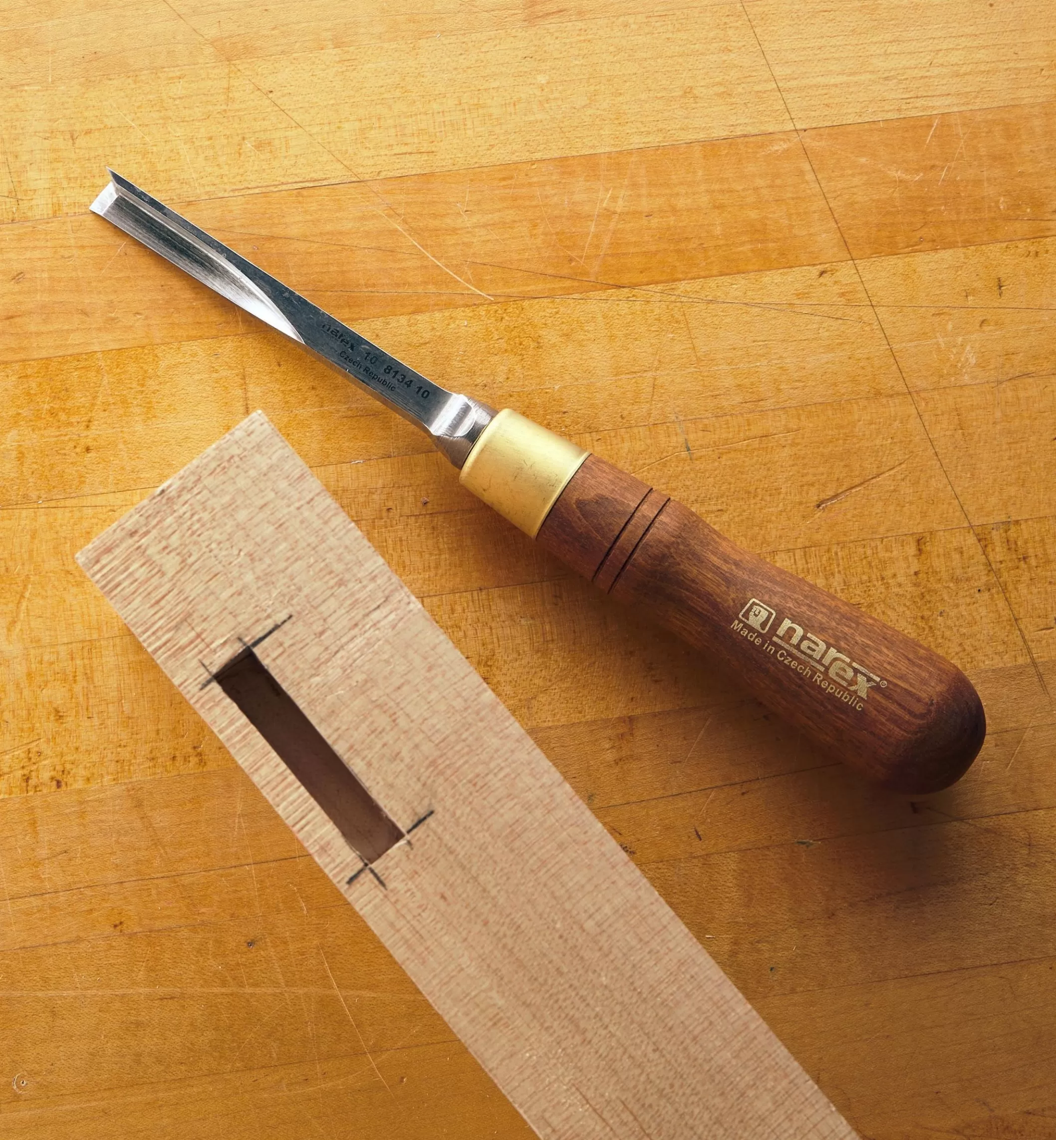 Clearance Lee Valley Narex Corner Chisel