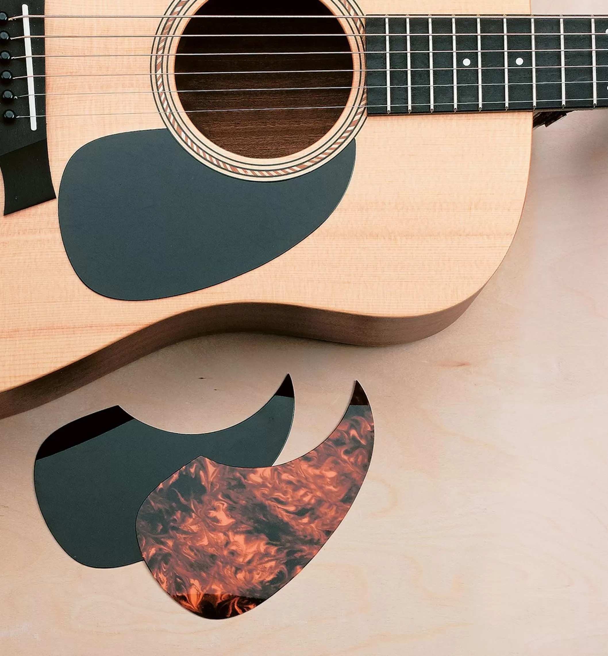 Store Lee Valley Pick Guards