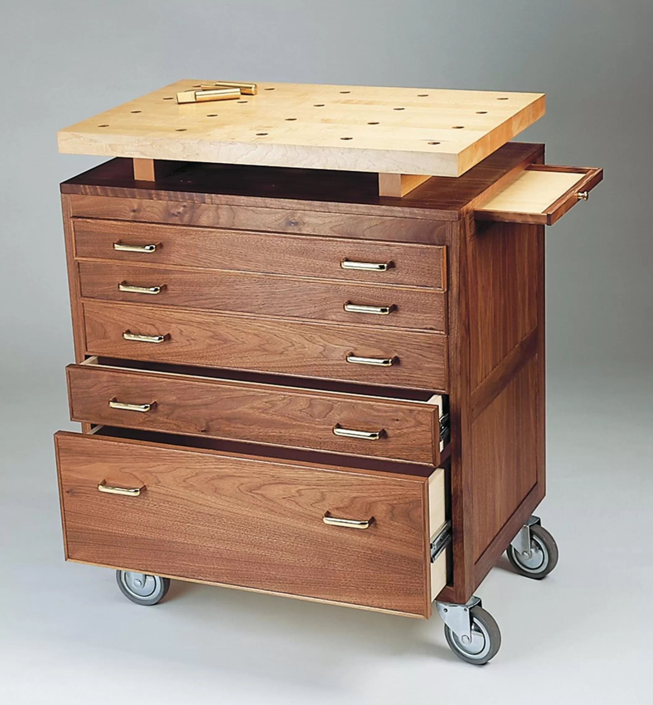 Discount Lee Valley Rolling Cabinet Plan