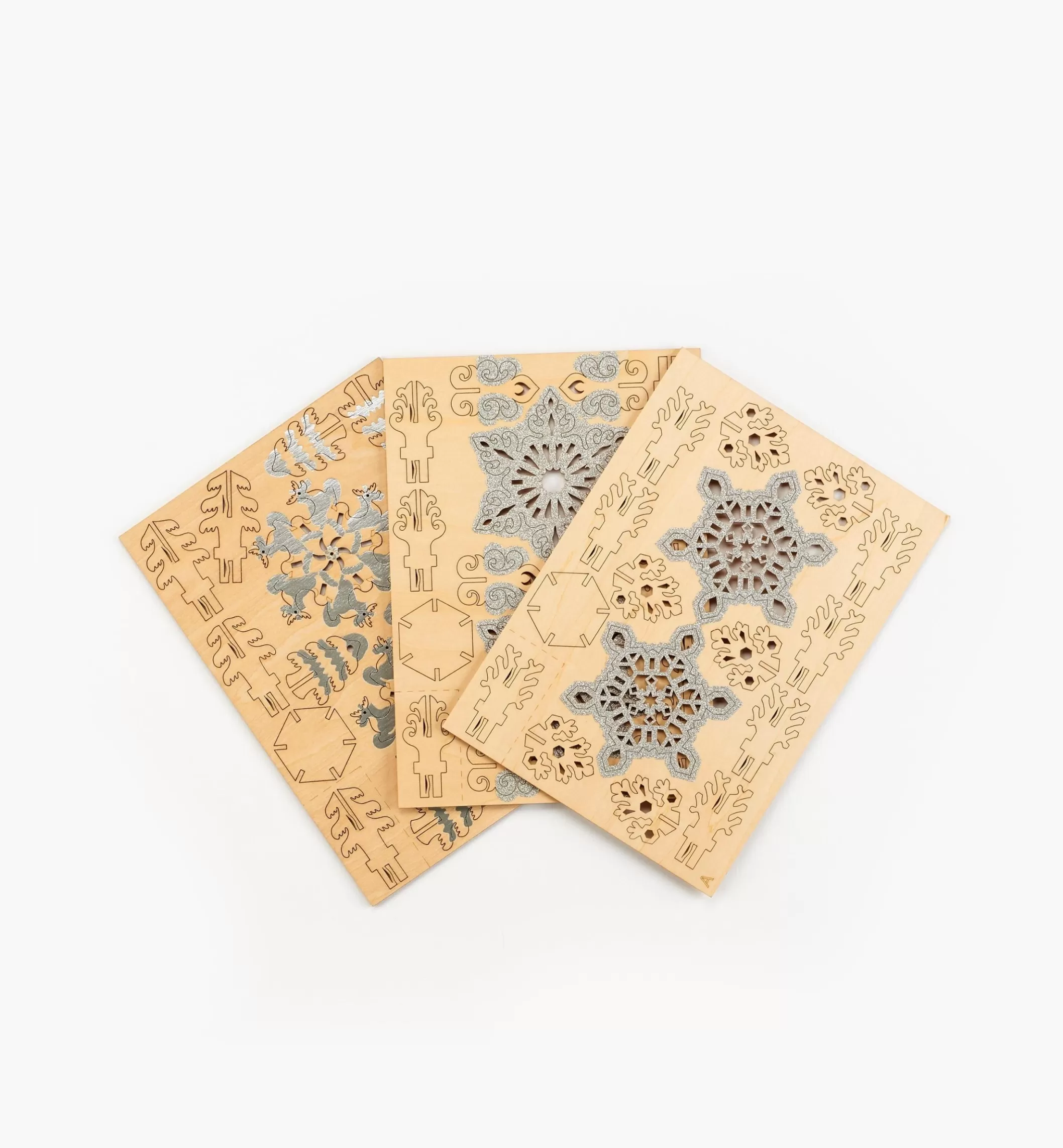 Store Lee Valley Wooden Snowflake Ornaments Kit