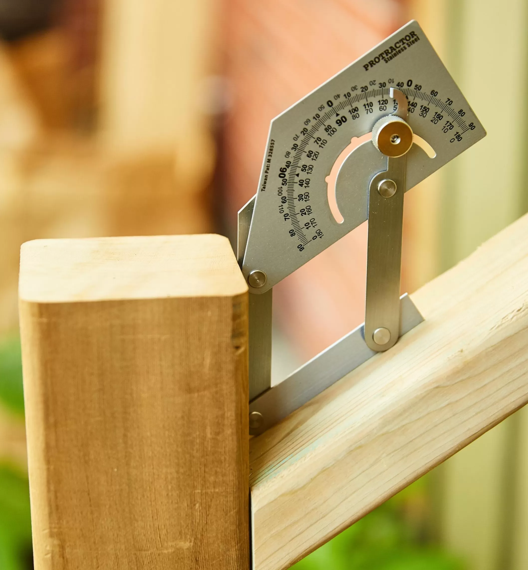Cheap Lee Valley Workshop Protractor